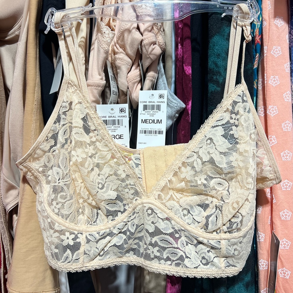 NWT Bralette Lace Almond Latte Adjustable Straps NEW Item - Picture 2 of 3